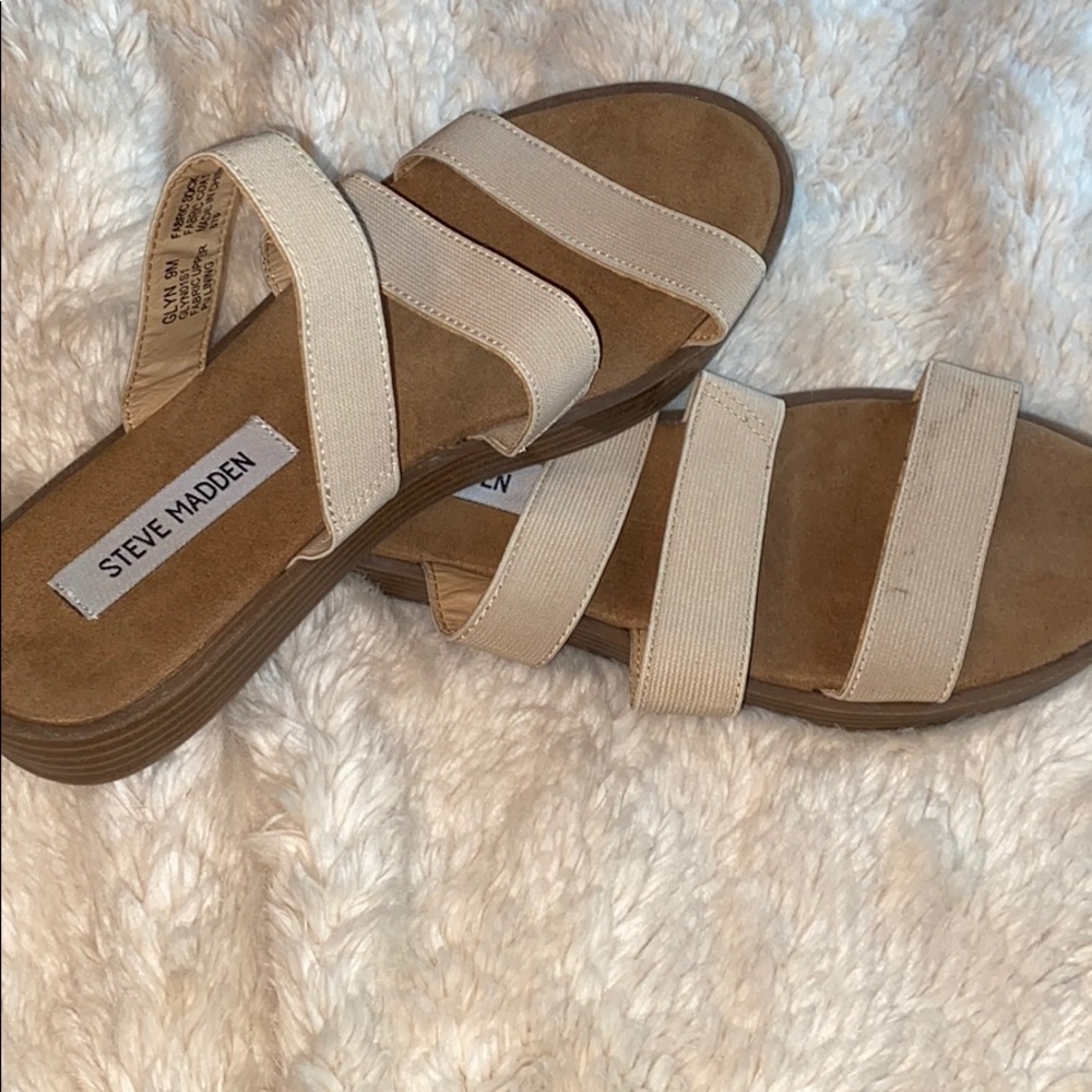 Steve Madden Size 9 Slip on Sandal